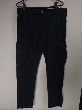 Wrangler Men's 34 x 32 Regular Taper Black Cargo Pants Grunge